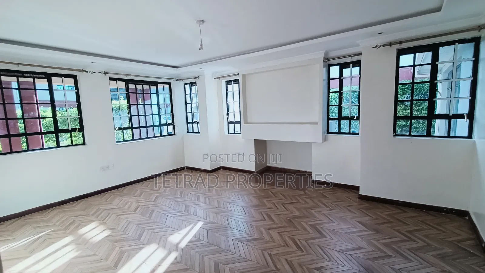 5bdrm Maisonette in Garden Estate, Thome for rent