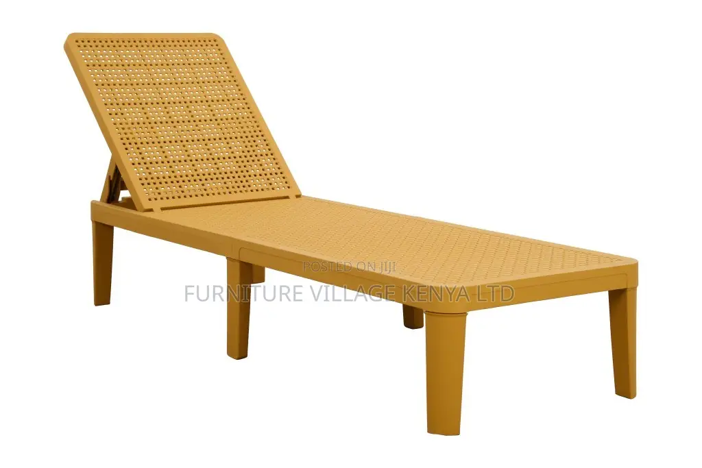 Outdoor Chair; Moder Relaxing Outdoor Chair