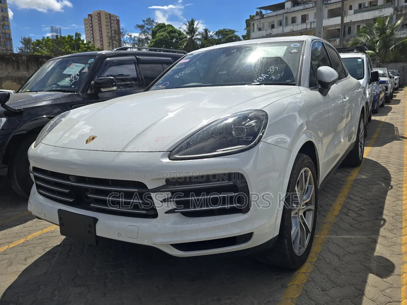 Porsche Cayenne Base AWD 2018 White