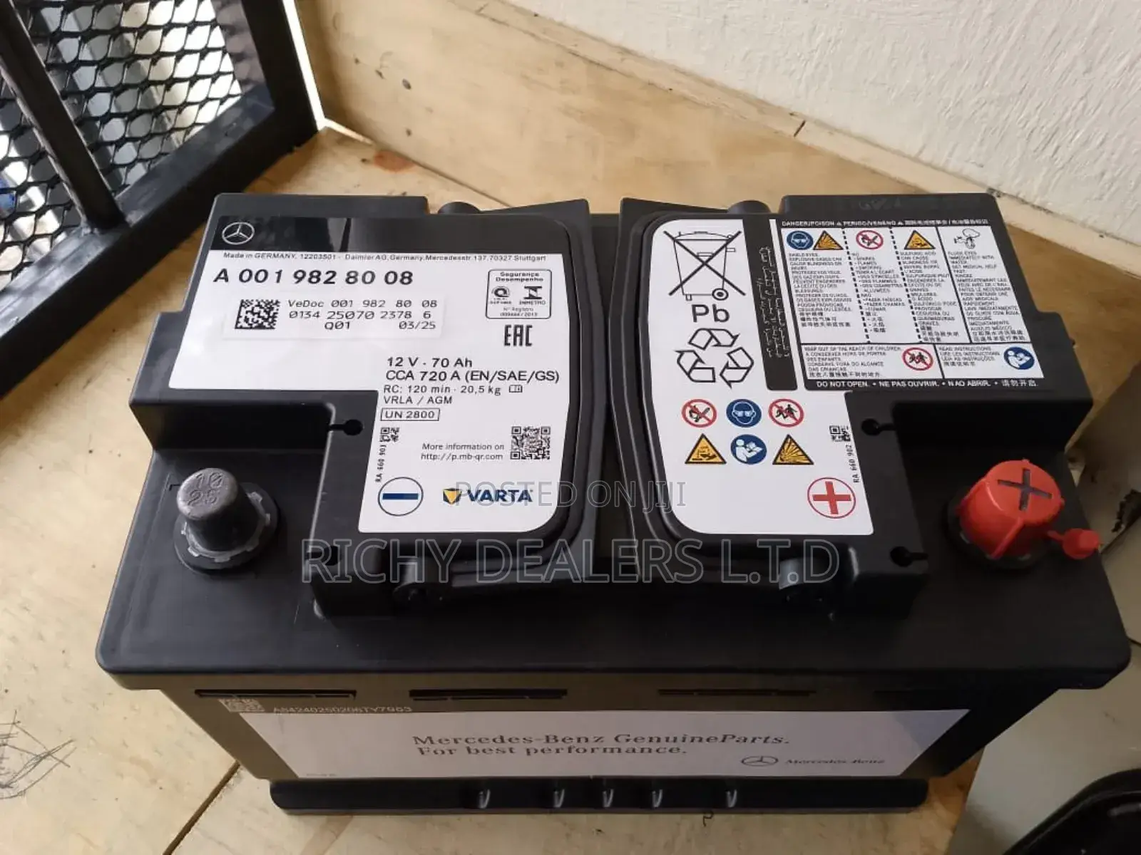Varta Din70mf Agm Car Battery