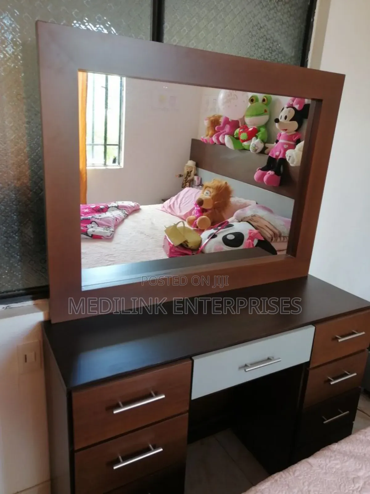 Solid Rj Art Dressing Mirror Design
