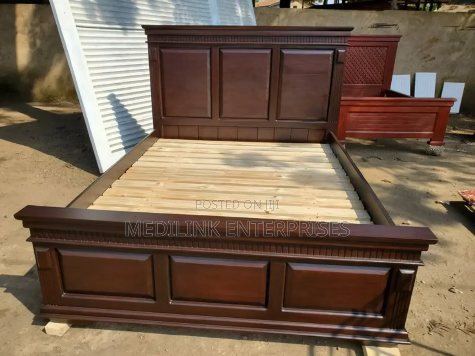 Walnut Dolvi Solid Mahogany Bed 6*6 Beds
