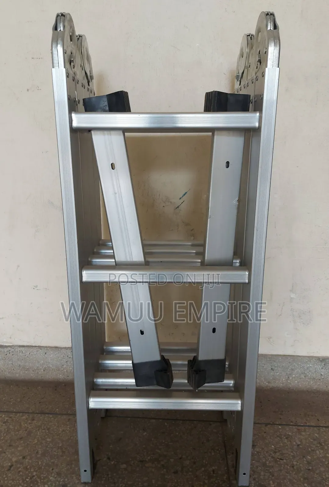 4x3/12ft/3.7m Aluminum Multipurpose Ladder.