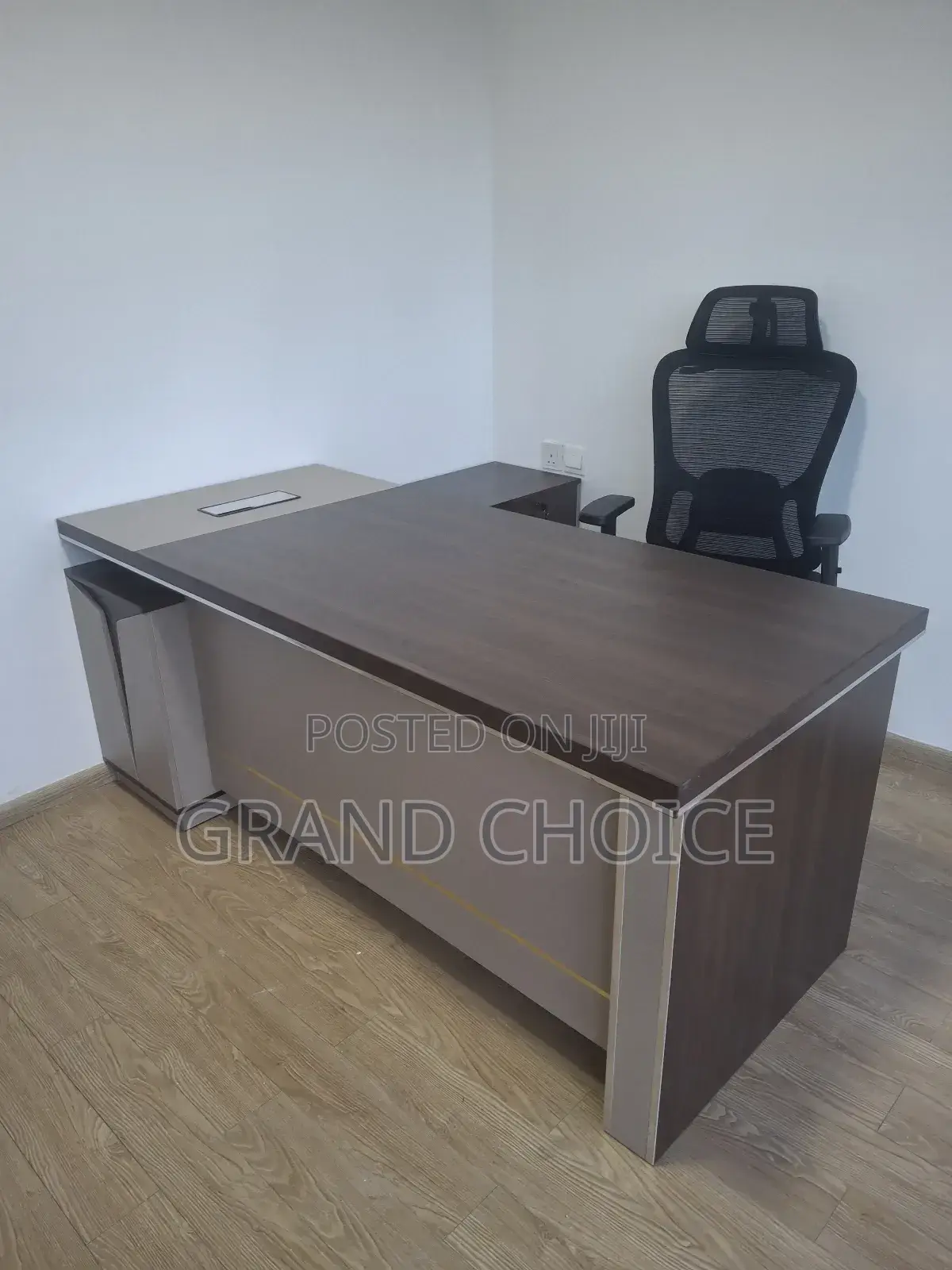 Best Executive Office Desk 1.8m