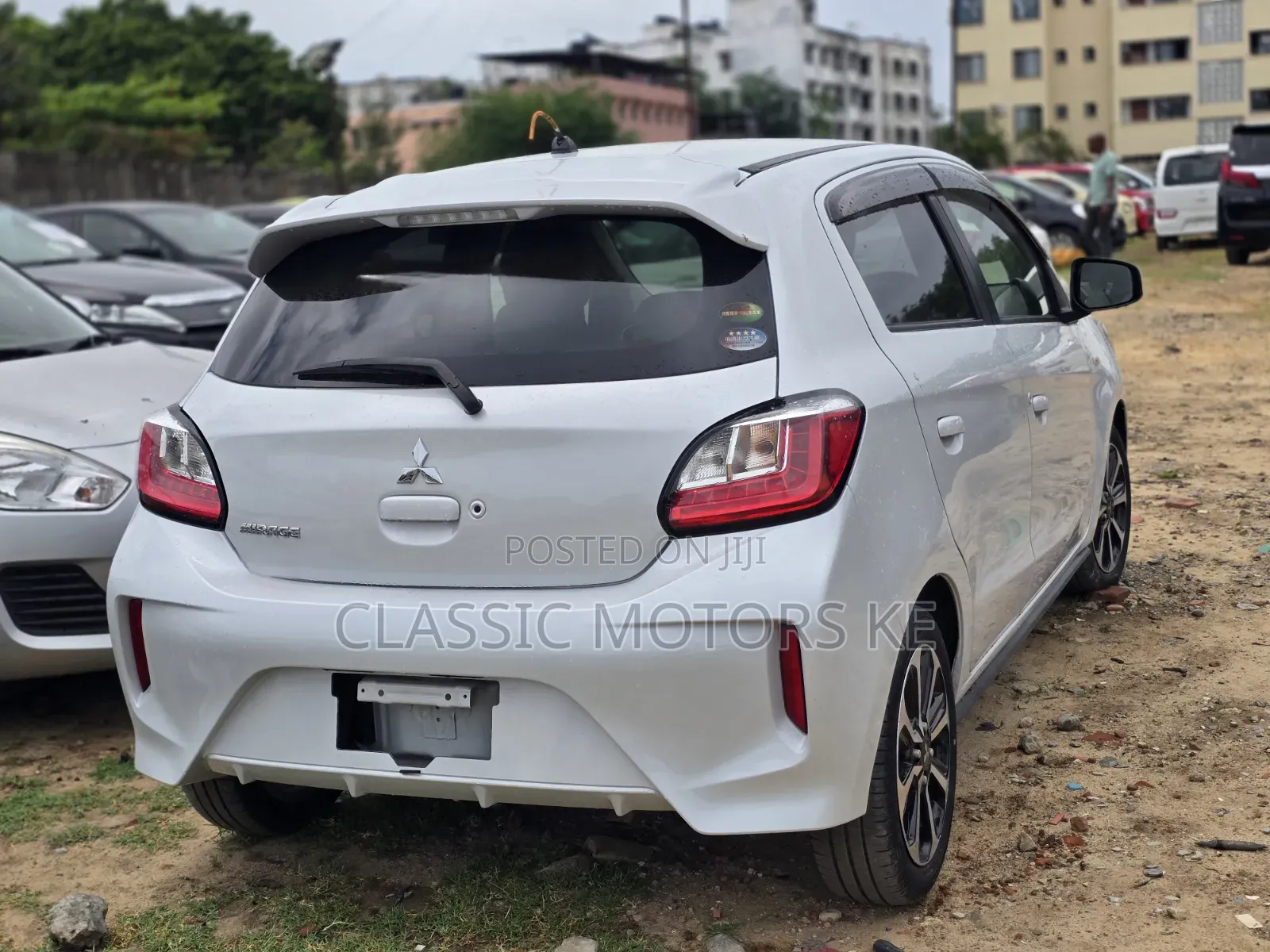 Mitsubishi Mirage SE 2019 White