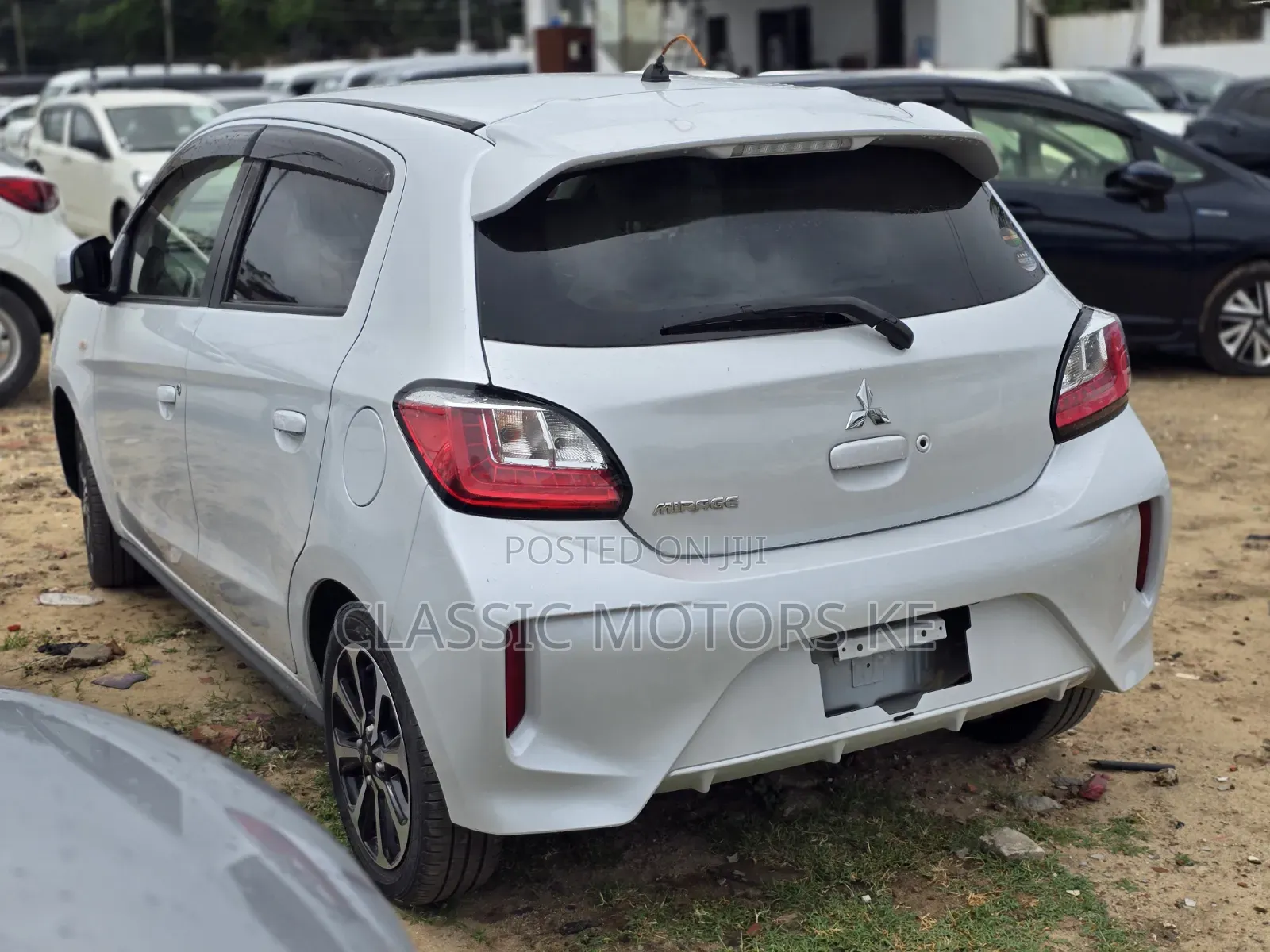 Mitsubishi Mirage SE 2019 White