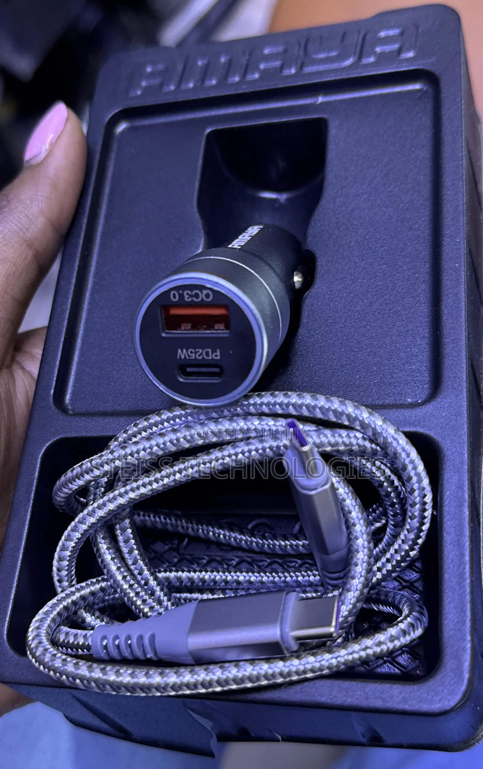 Amaya Fast Car Charger