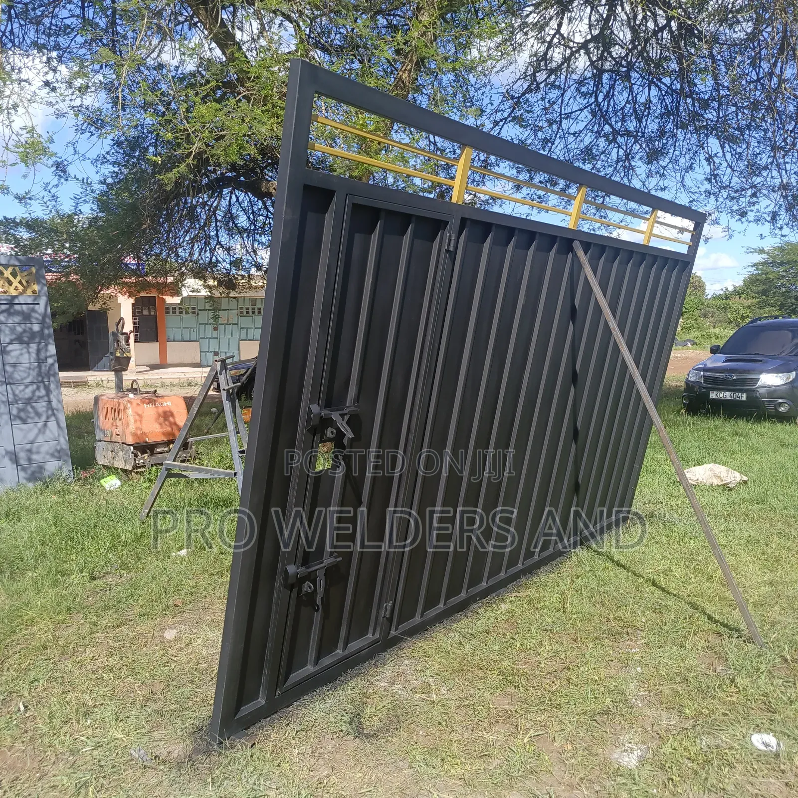 Durable Custom Steel Sliding Gates – Anti-Rust Long Lasting