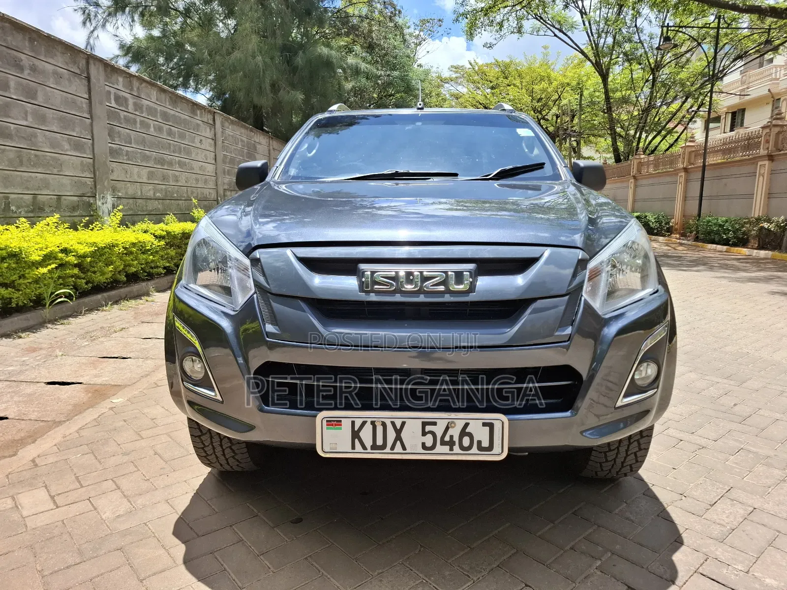 Isuzu D-MAX 2022 Silver