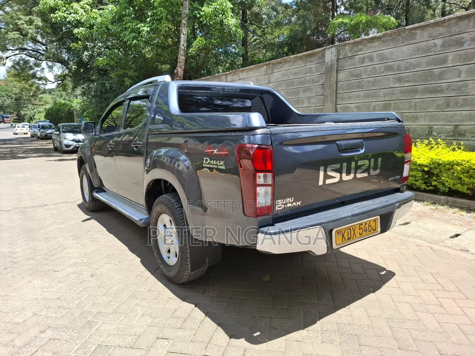 Isuzu D-MAX 2022 Silver