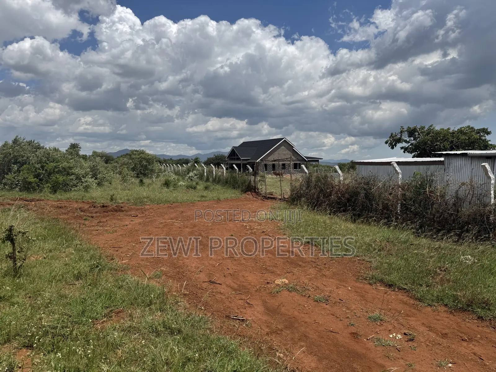 1/8 Acre Maroroi