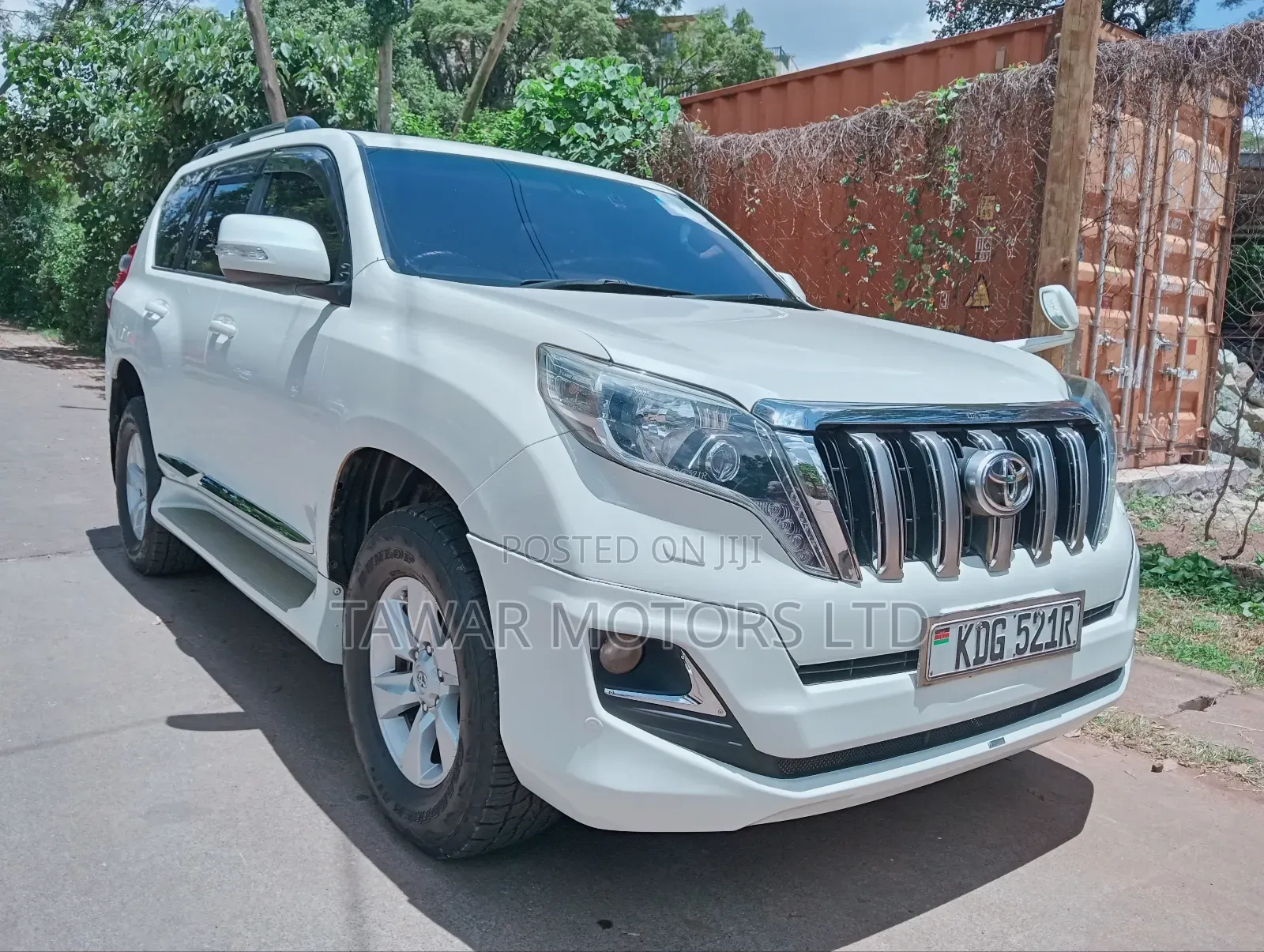 Toyota Land Cruiser Prado 2016 White