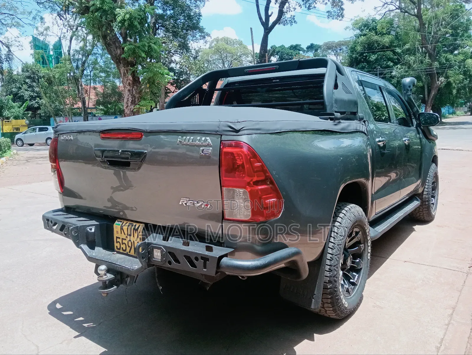 Toyota Hilux 2015 Gray