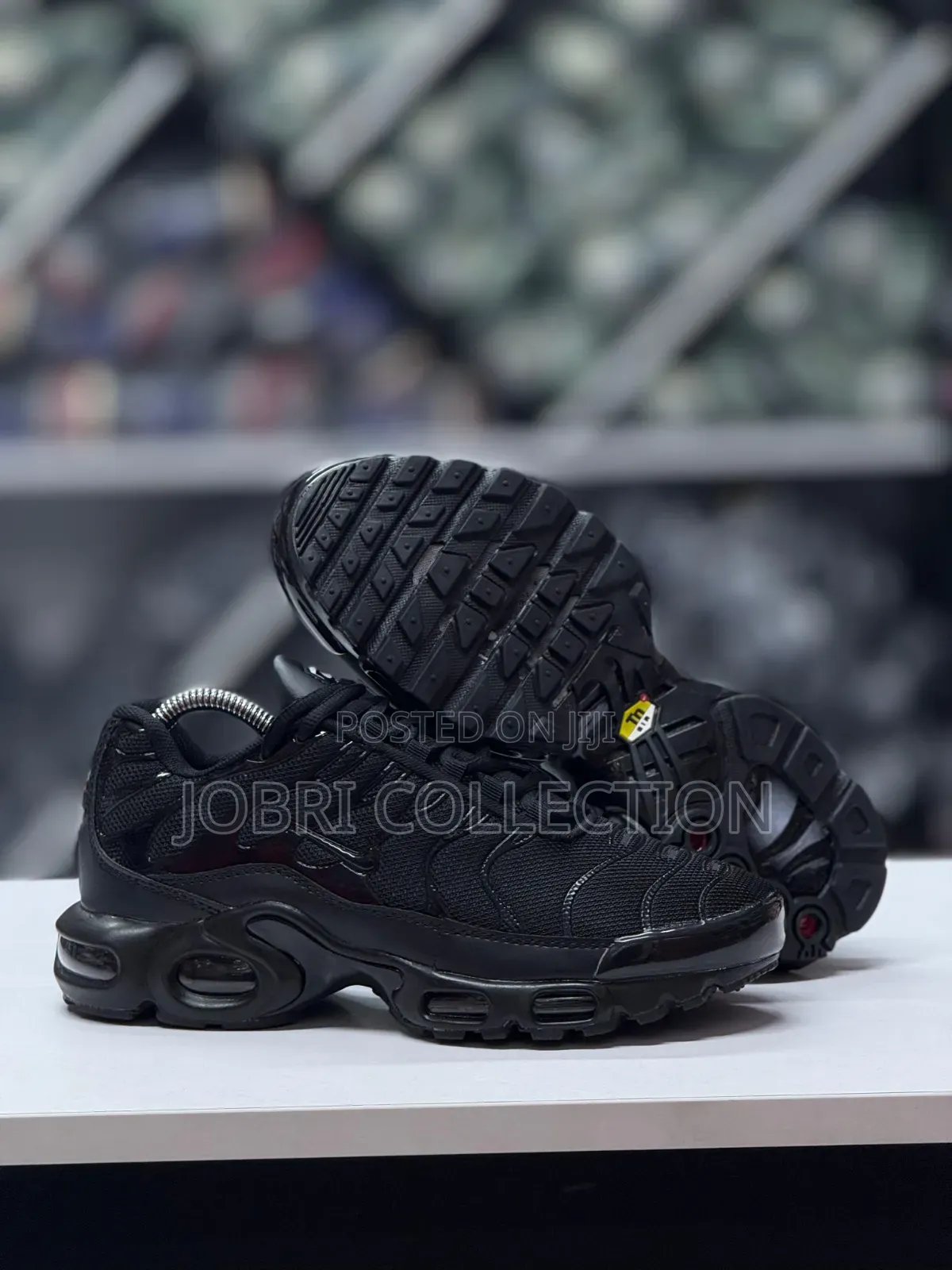 All Black Nike Tn Quality Sneakers