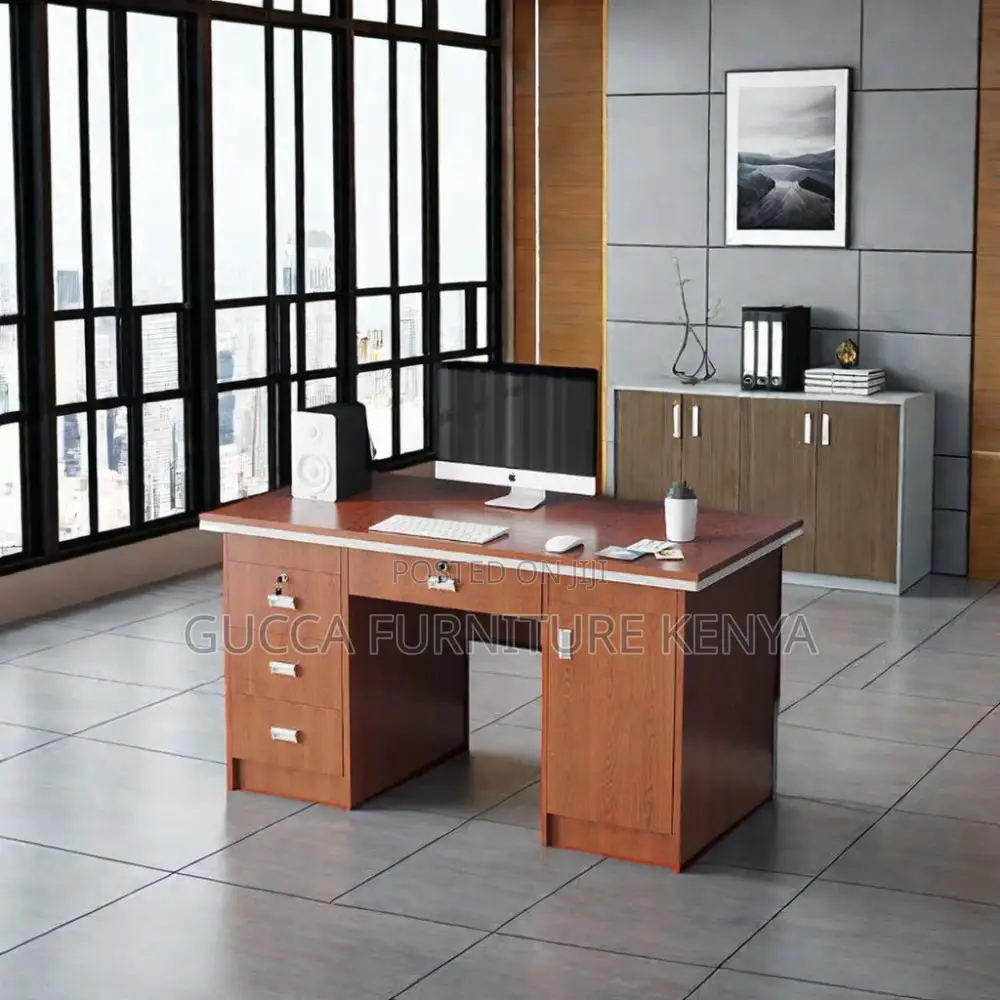 1.2m Executive Office Desk With Locking Drawers