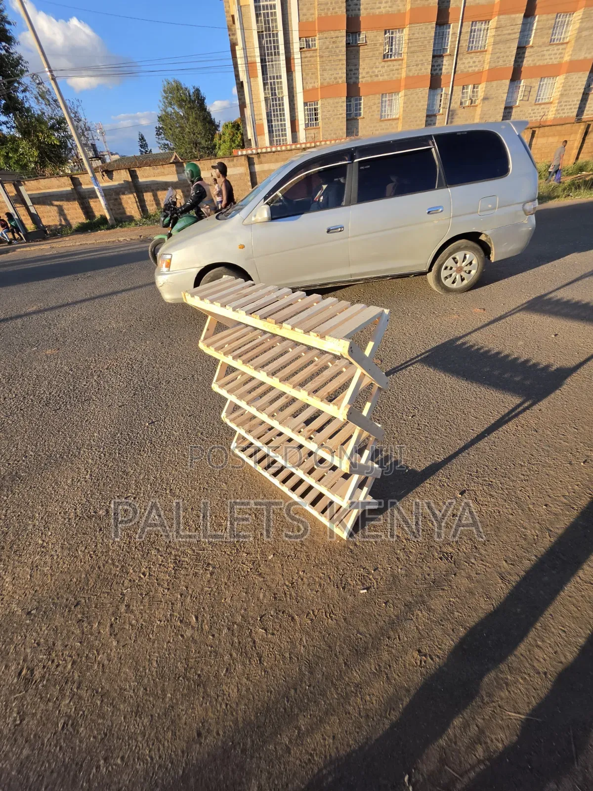 Shoe Rack- Long Lasting Wooden Pallet Shoerack.014