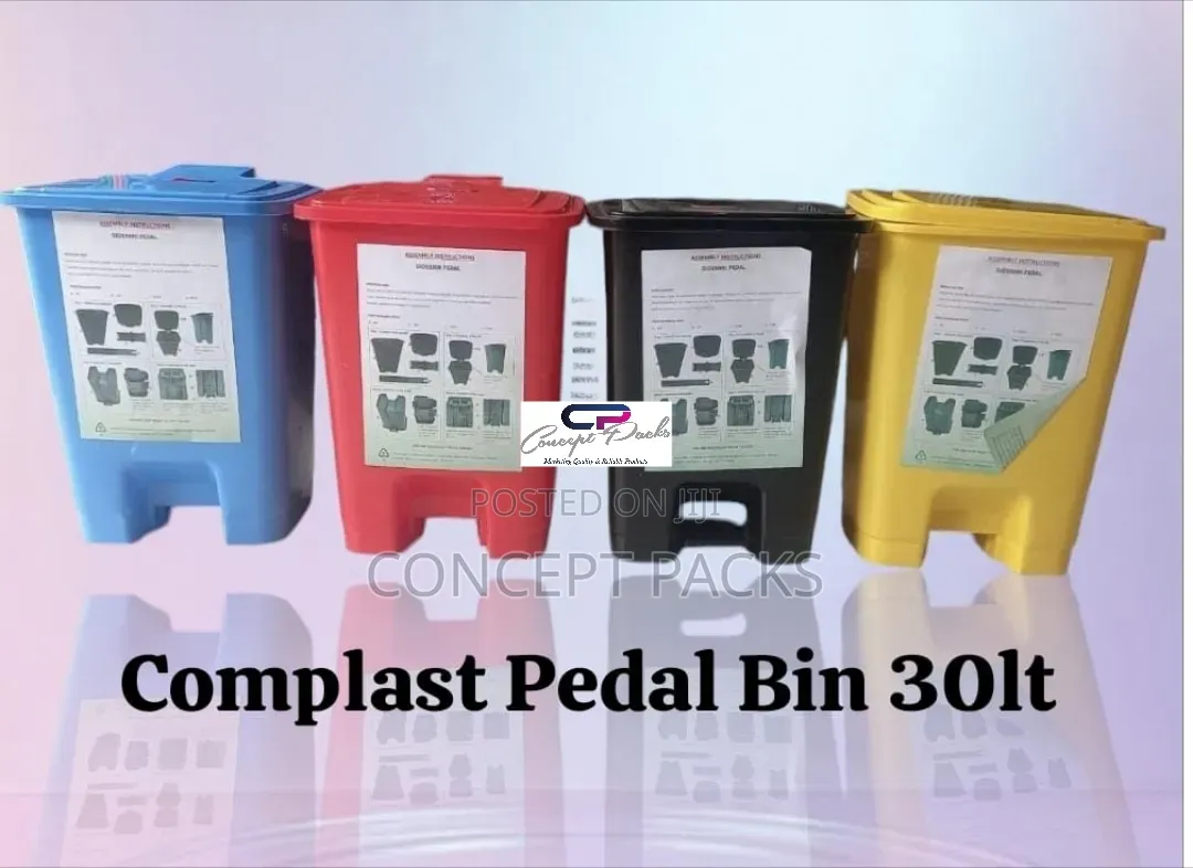 Plastic Complast Pedal Bin 30ltr