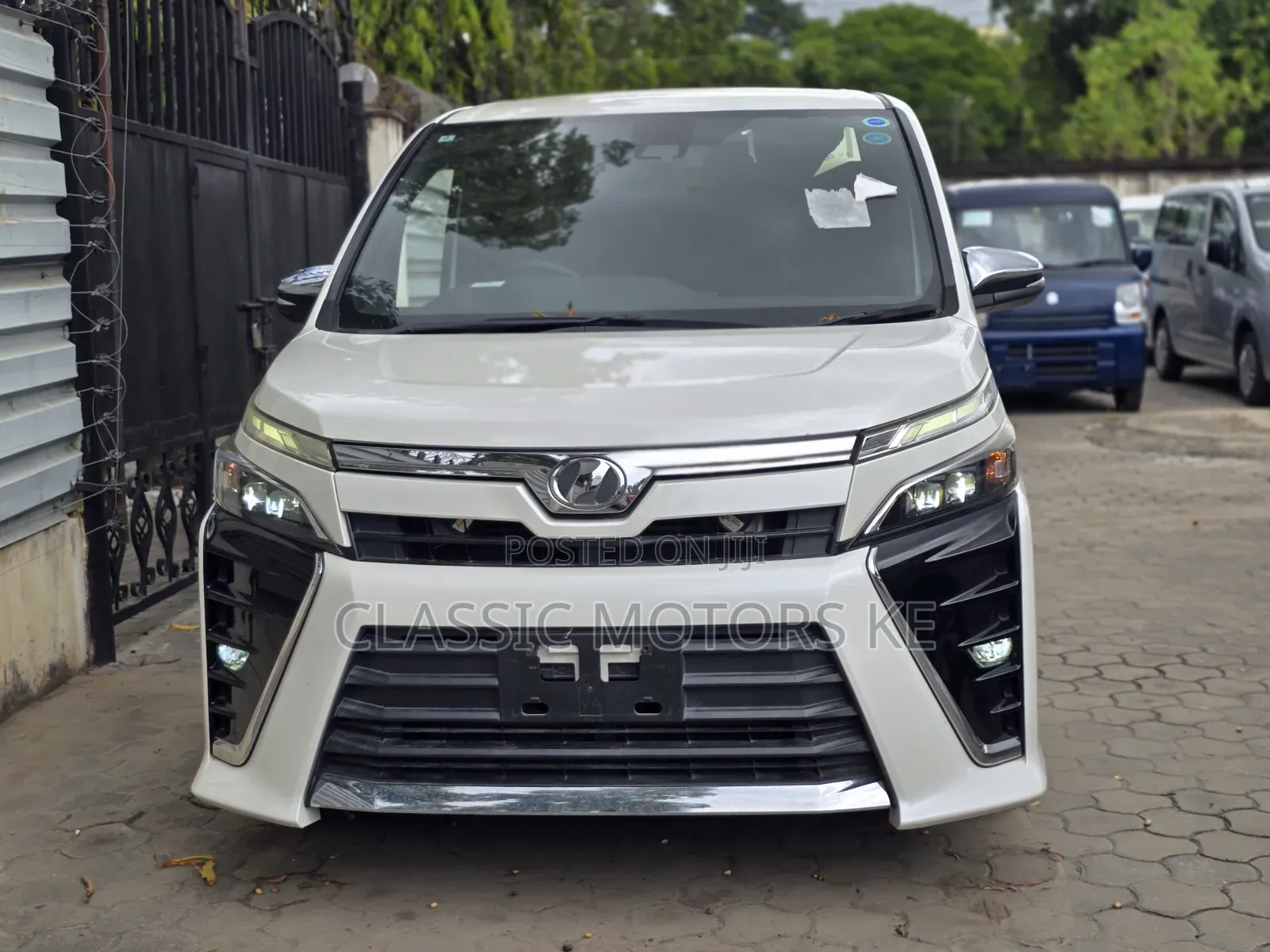 Toyota Voxy 2020 White