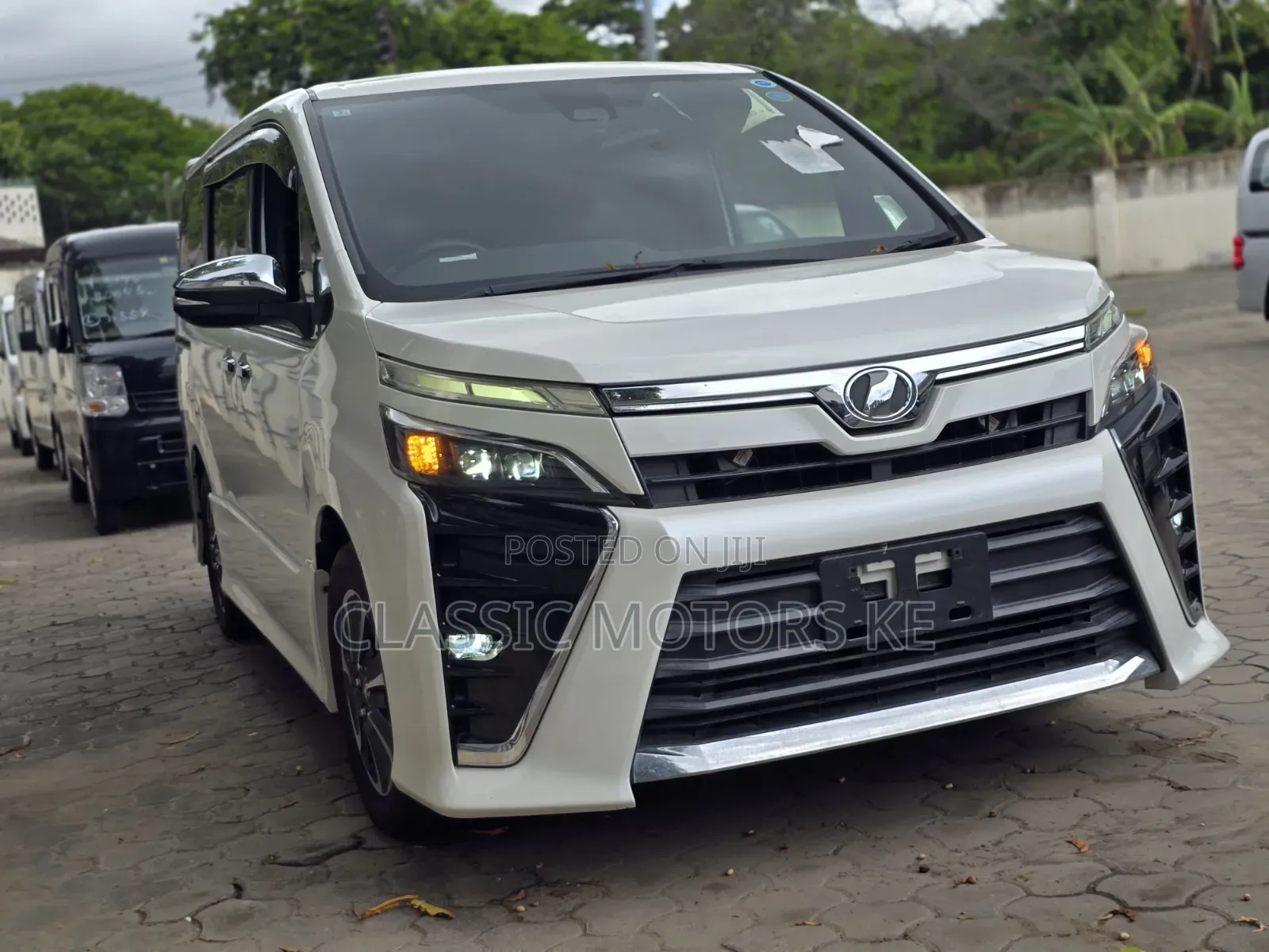 Toyota Voxy 2020 White