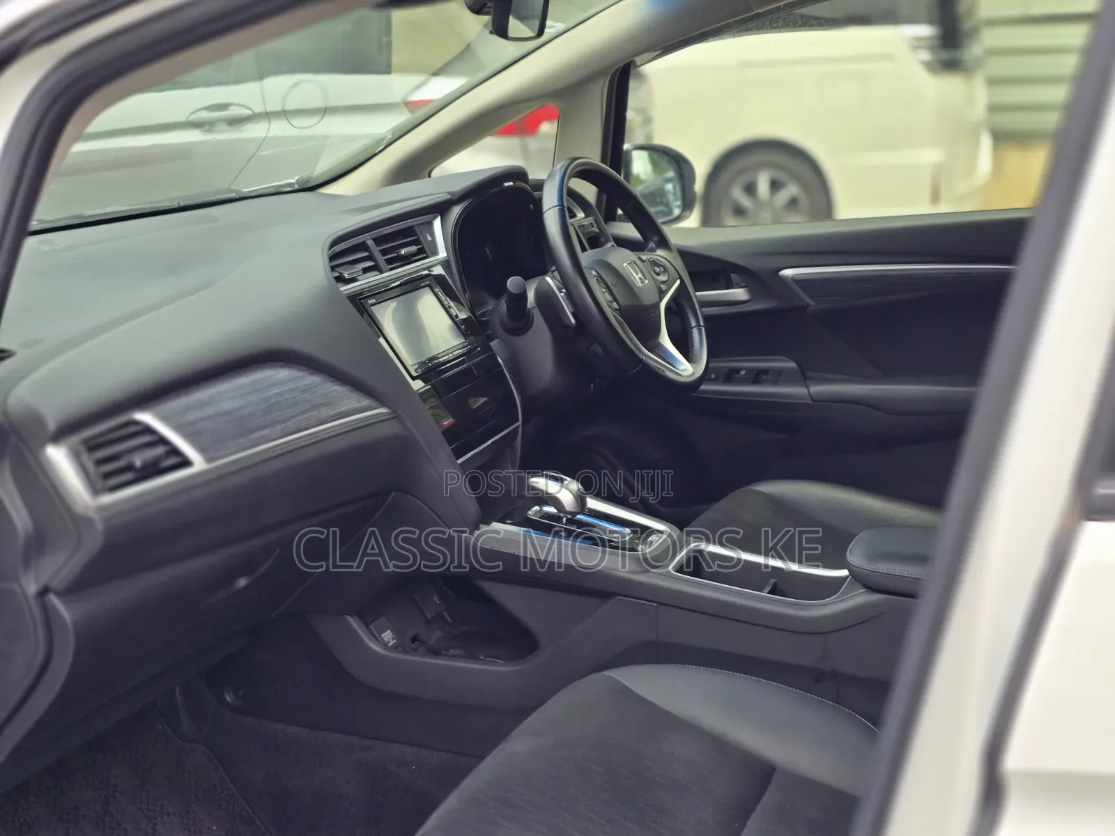 Honda Fit Shuttle 1.5 Hybrid 2WD 2020 White
