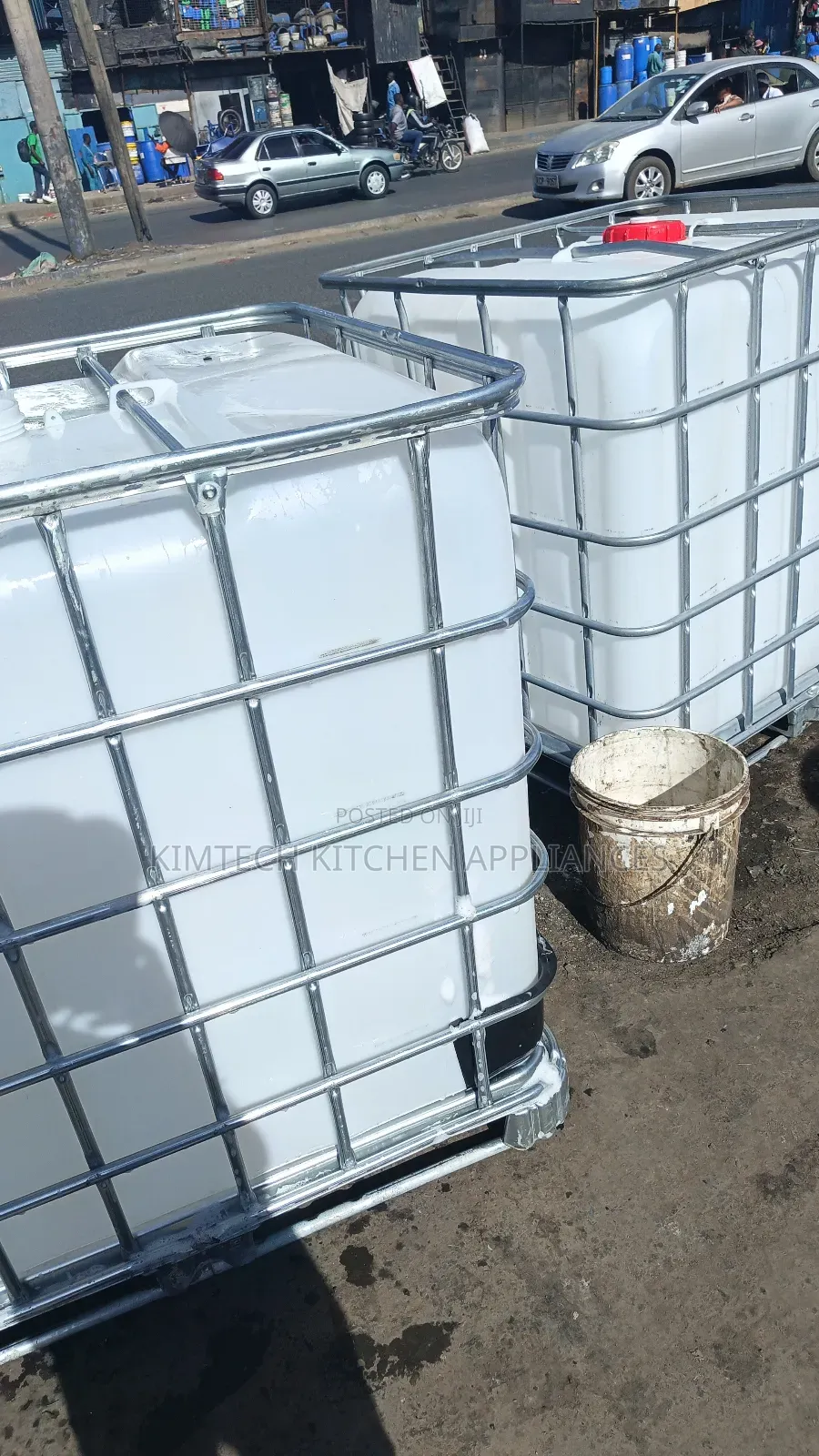 Cage Tanks