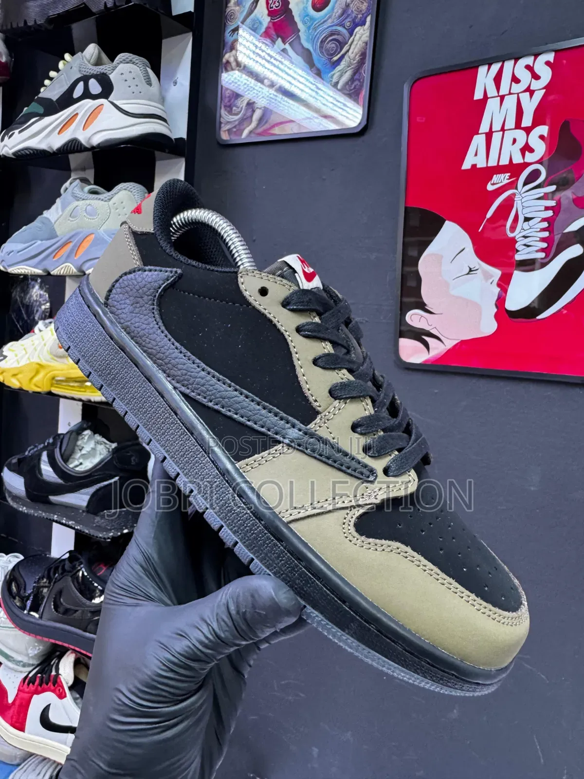 Nike Jordan 1 Low Travis Scott Cactus Jack. Sneakers