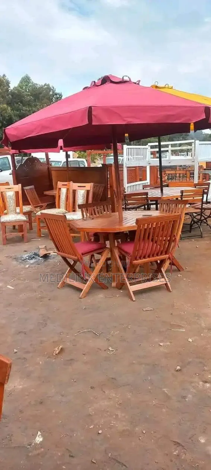 Foldable Chairs (6)+Parasol+Tables