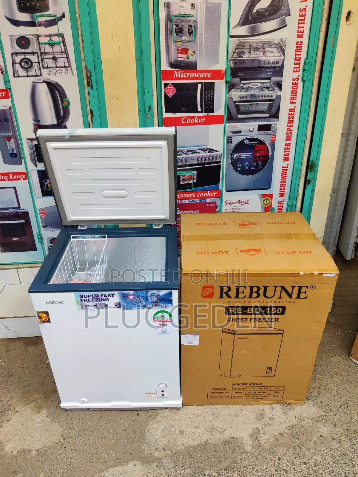 Rebune Re-Bd- 150 Litres Chest Freezer.