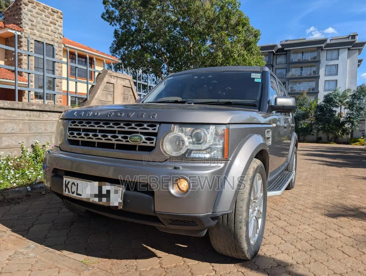 Land Rover Discovery 2010 Silver