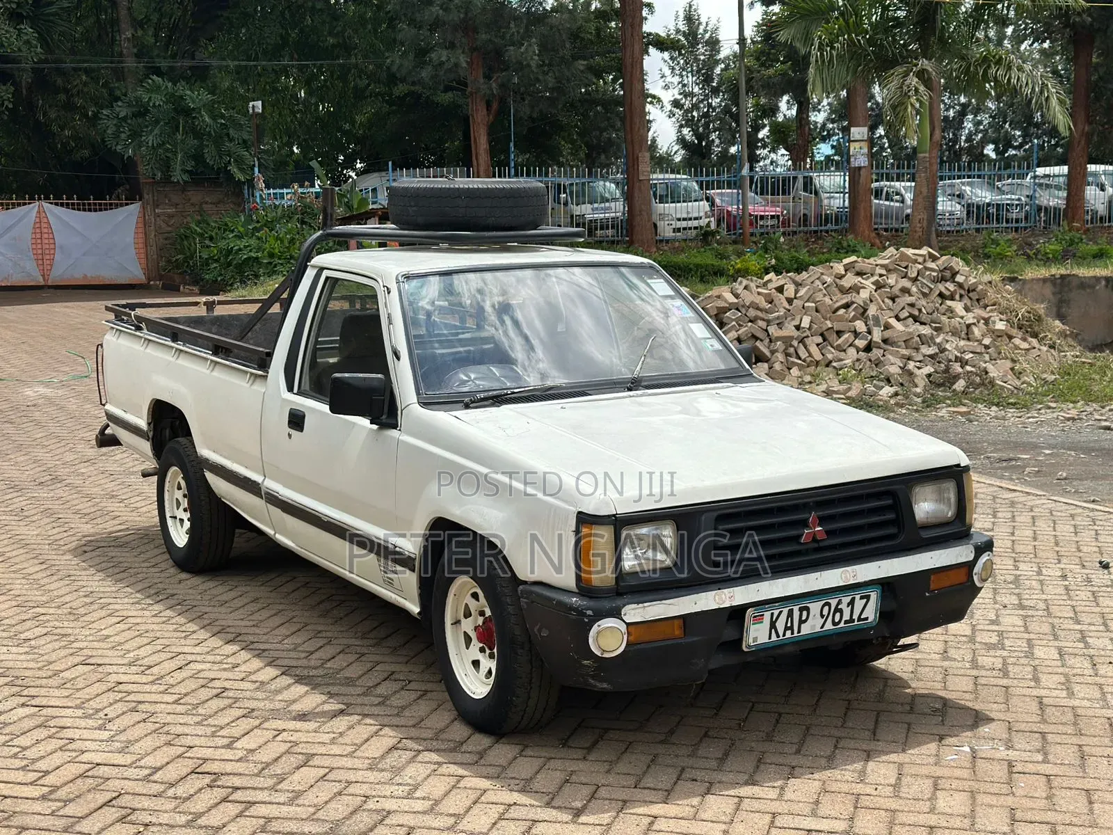 Mitsubishi L200 2003 Beige