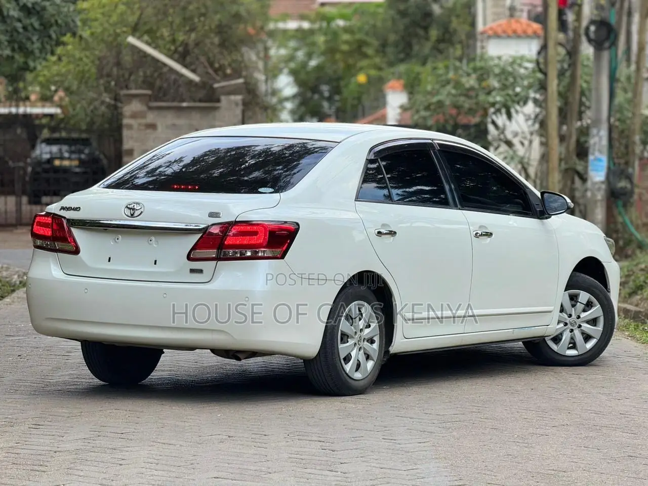 Toyota Premio 1.8 FWD 2018 White