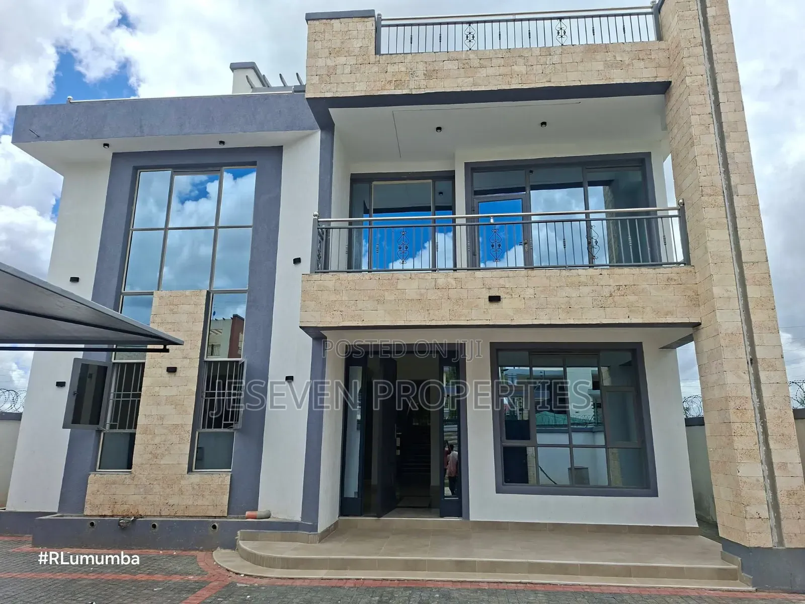 5bdrm Mansion in Syokimau, Gateway Mall Area for sale