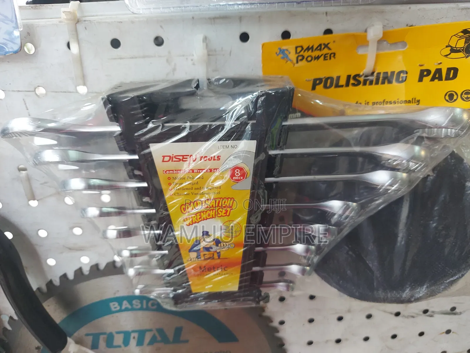 8-Piece Combination Wrench Set From Disen Tools.