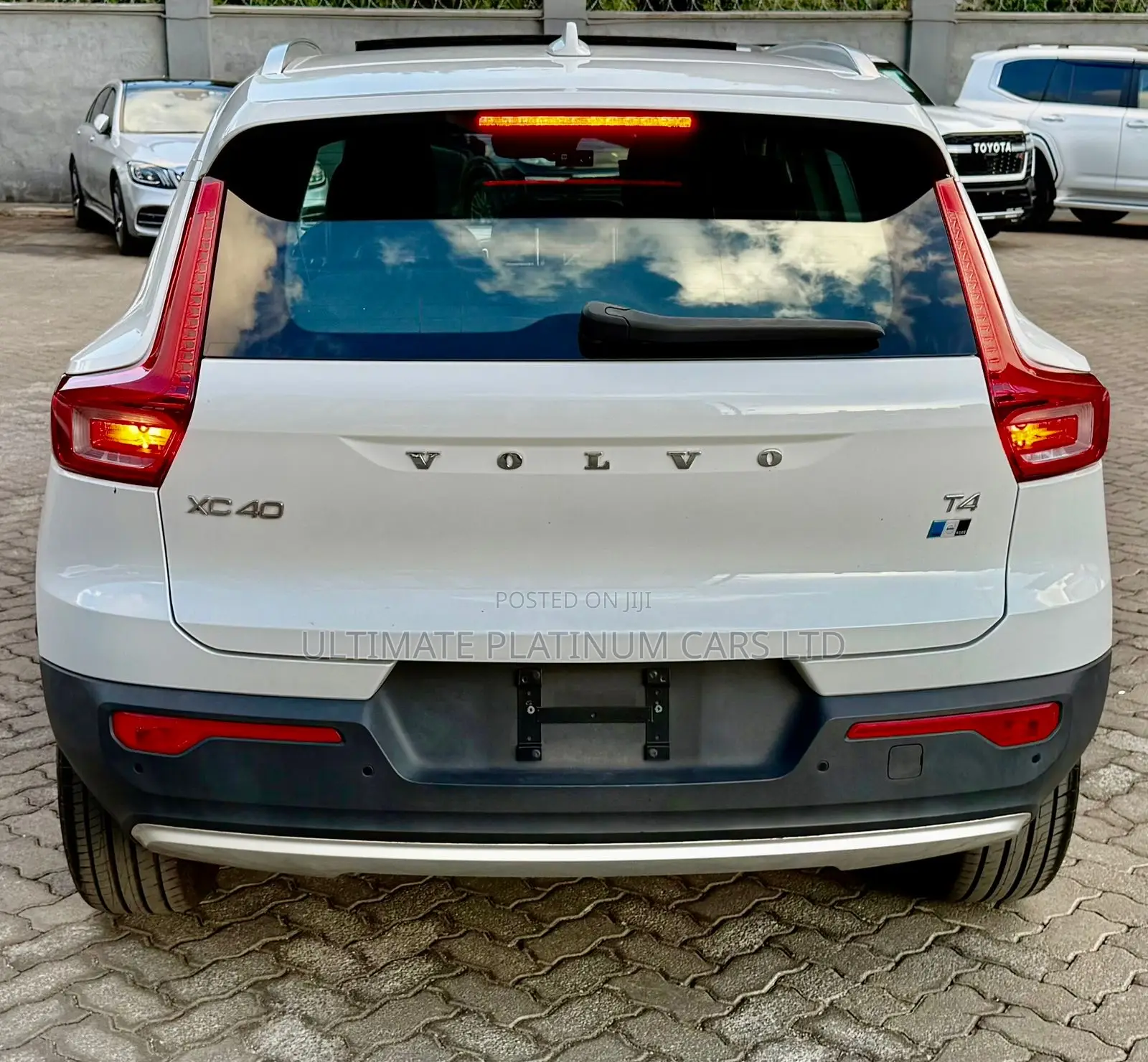 Volvo XC40 T5 Petrol AWD 2019 White
