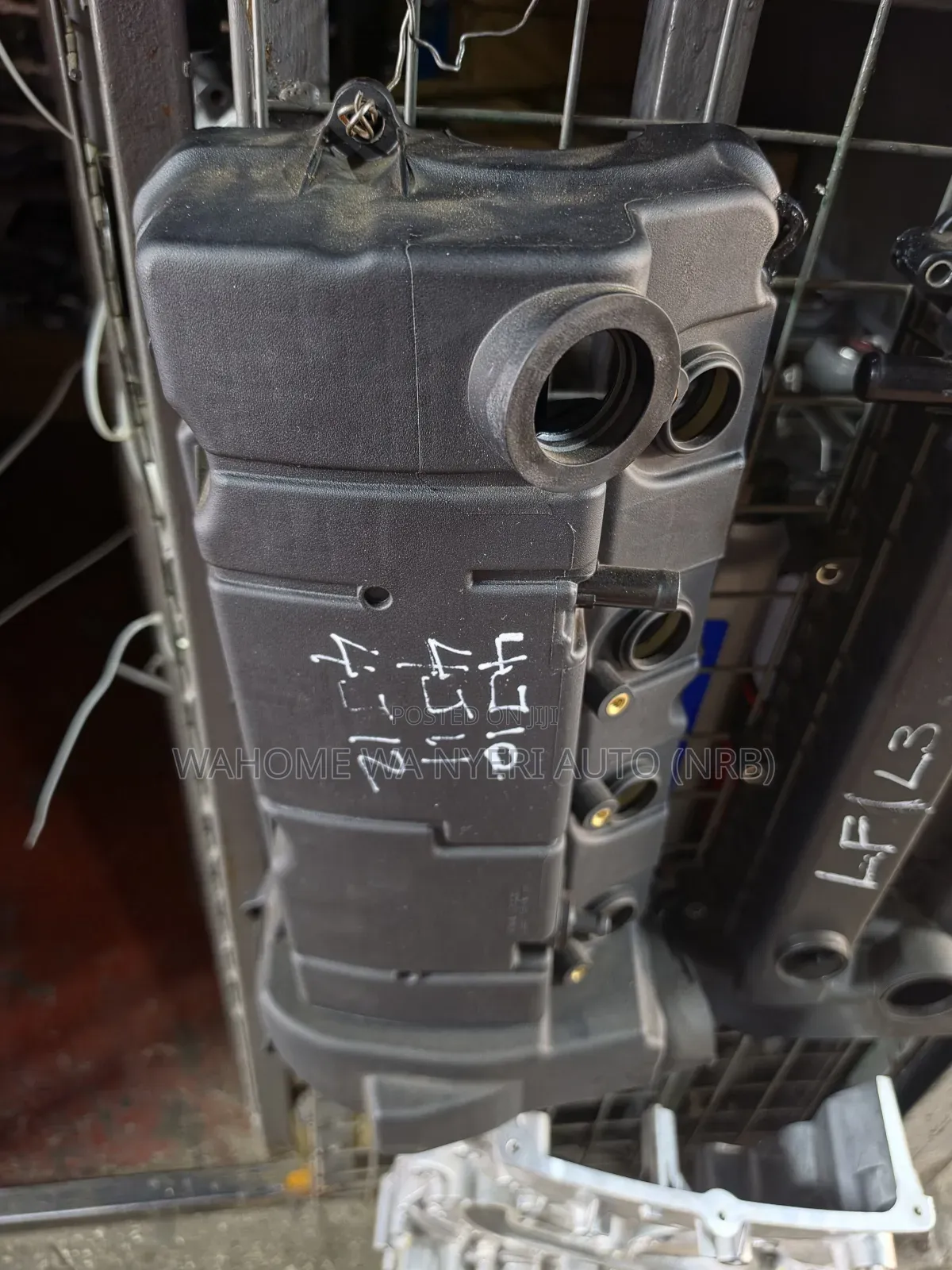 4j10 Engine Top Cover