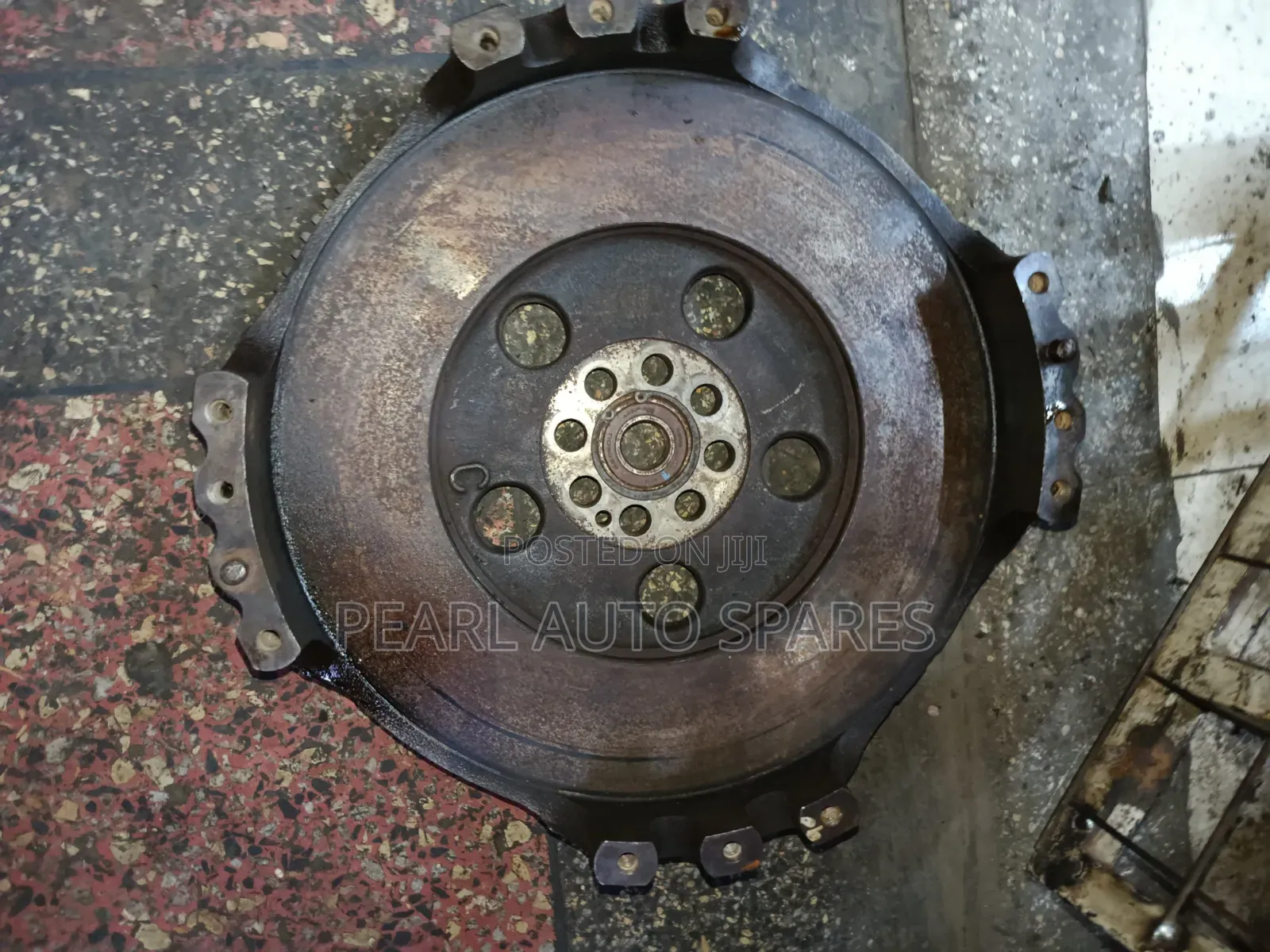 Fly Wheel Isuzu FRR 33