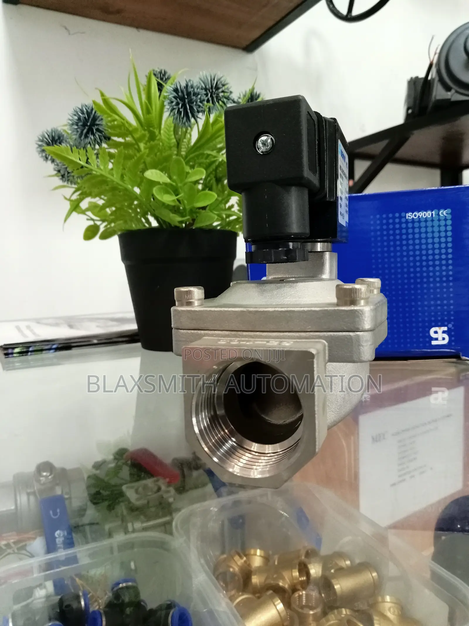 2-Way Solenoid Valve 1" 220vac