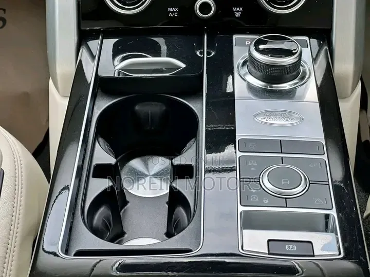 Land Rover Range Rover Vogue 2021 Off white