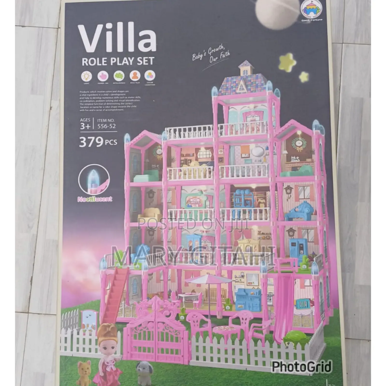 215pcs*Villa Doll House*