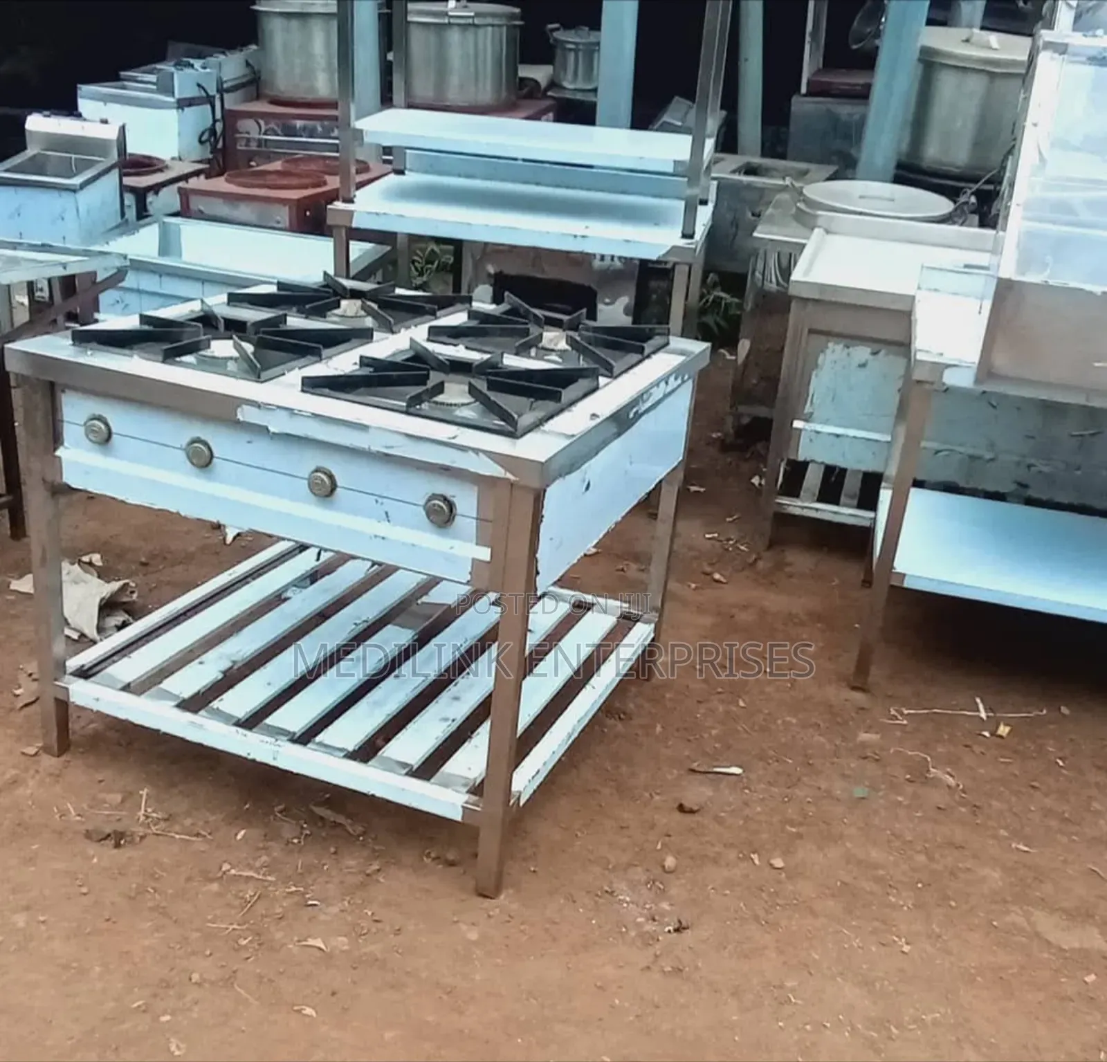 4-Burner Square Framed Cooker