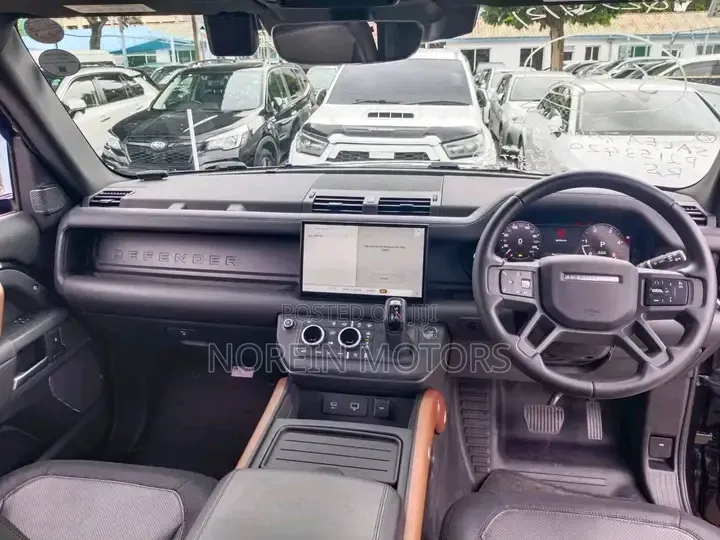 Land Rover Defender 2021 Black
