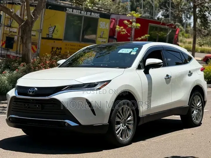 Toyota Harrier 2020 Pearl