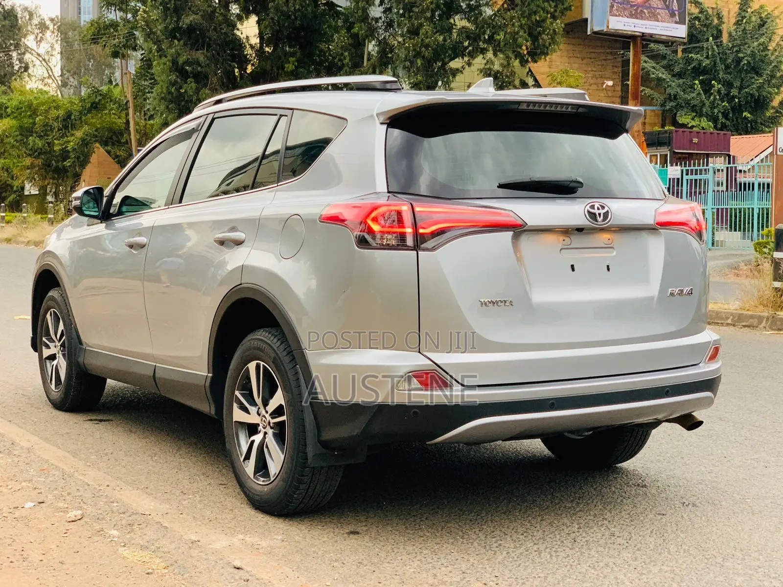 Toyota RAV4 2019 Silver