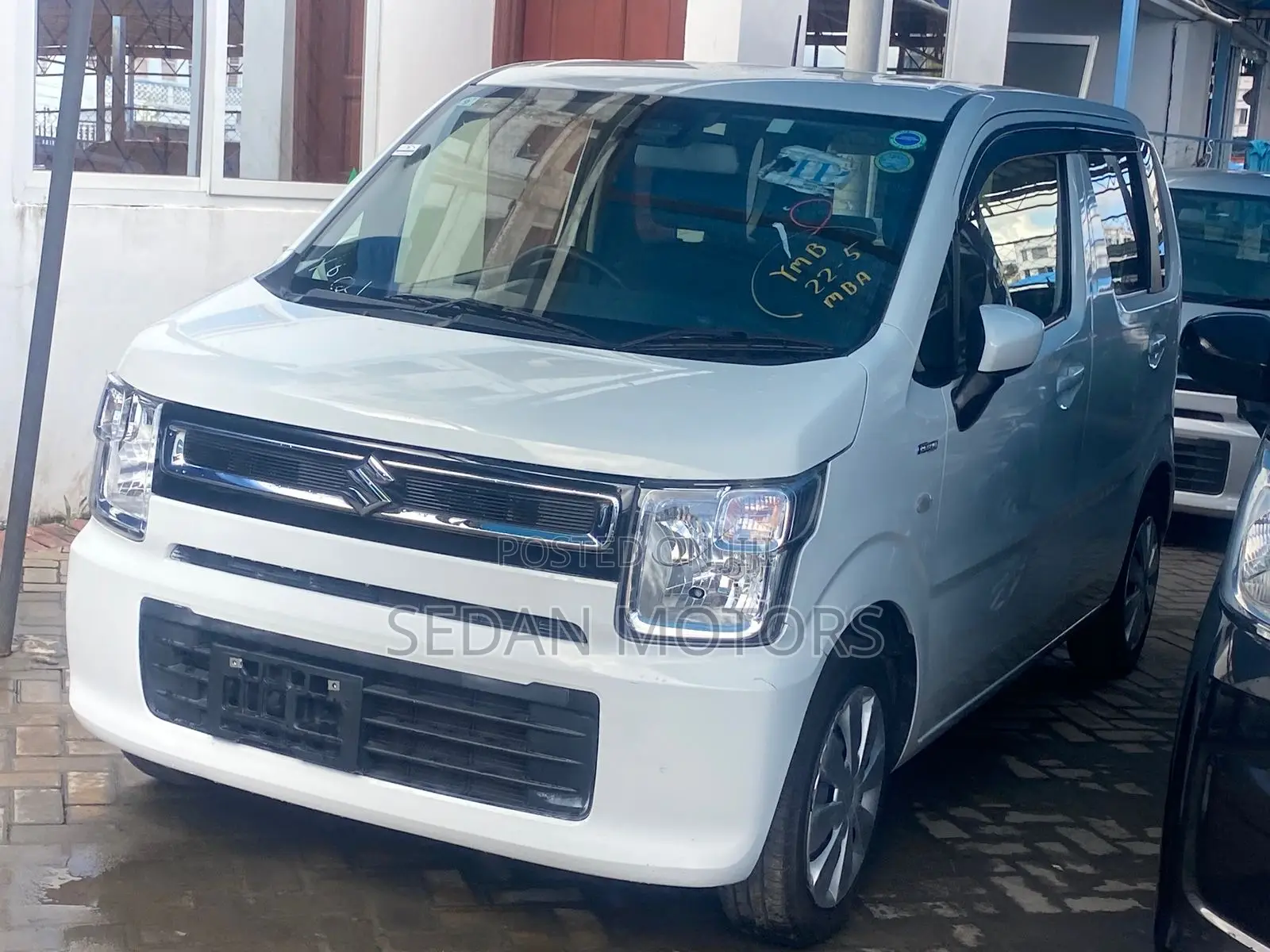 Suzuki Wagon R 2019 Off white