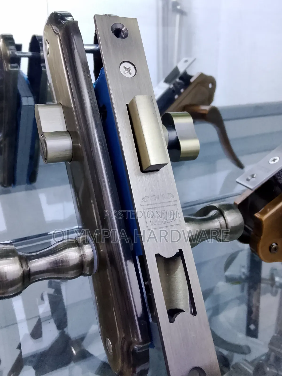 Union Bathroom Lock (Pad/Key)