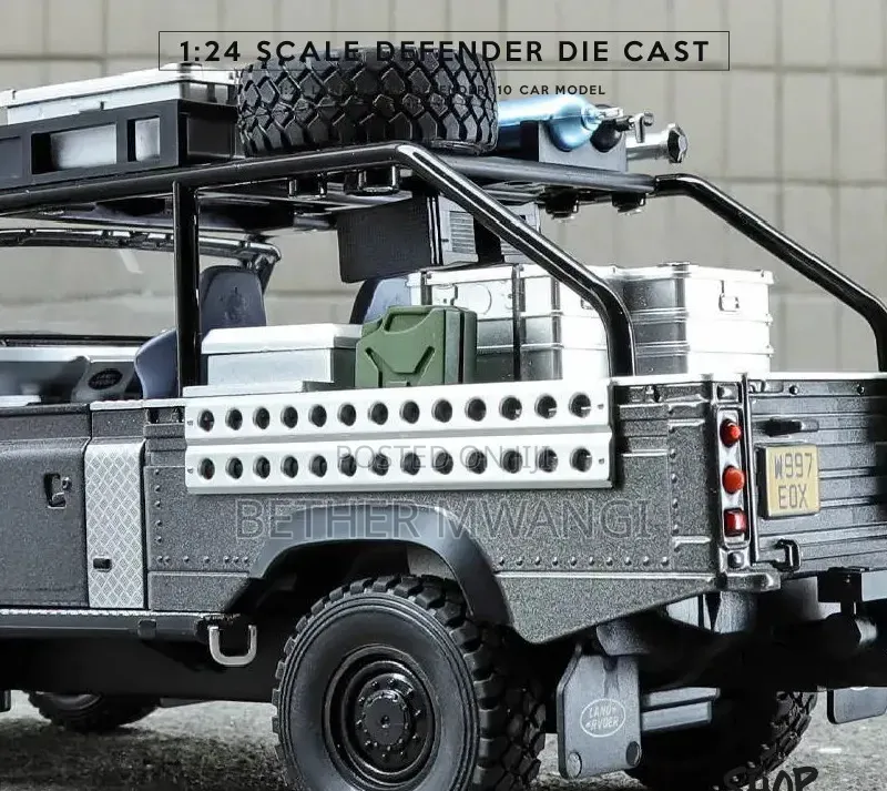 Scale 1:24 Defender 110 Die Cast in Kenya