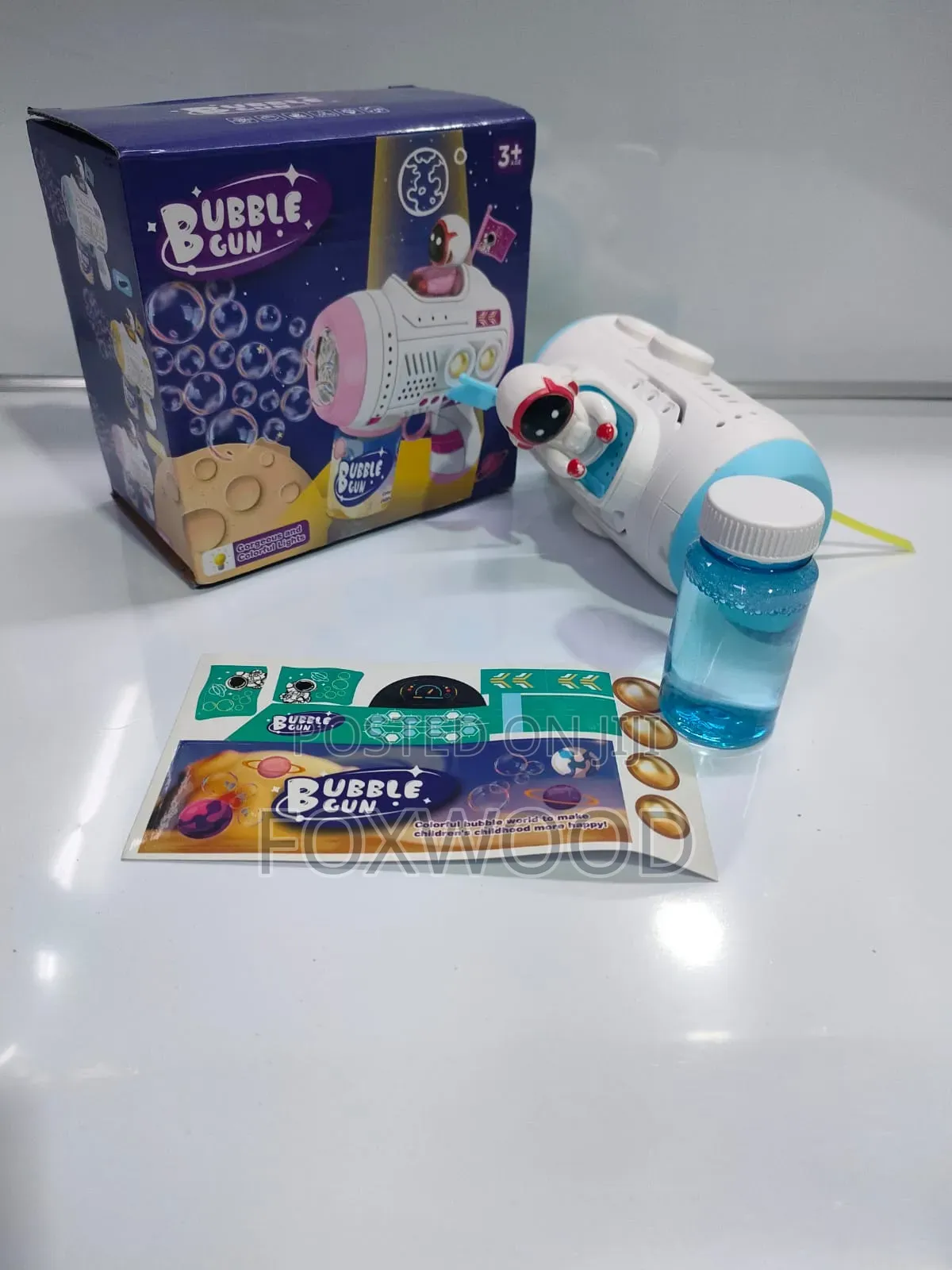 Astronaut-Themed Automatic Bubble Gun Toy,