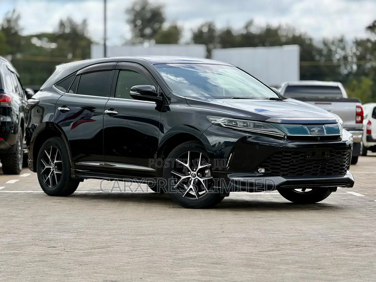 Toyota Harrier 2.0 Turbo 2019