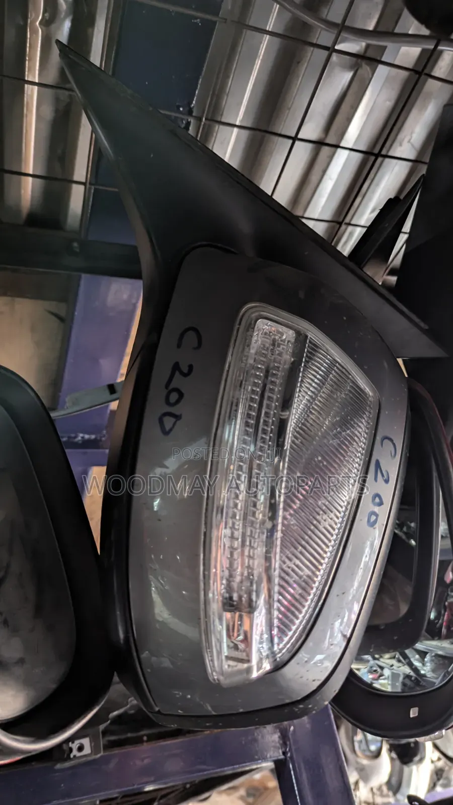 Mercedes Benz C200 Sidemirror