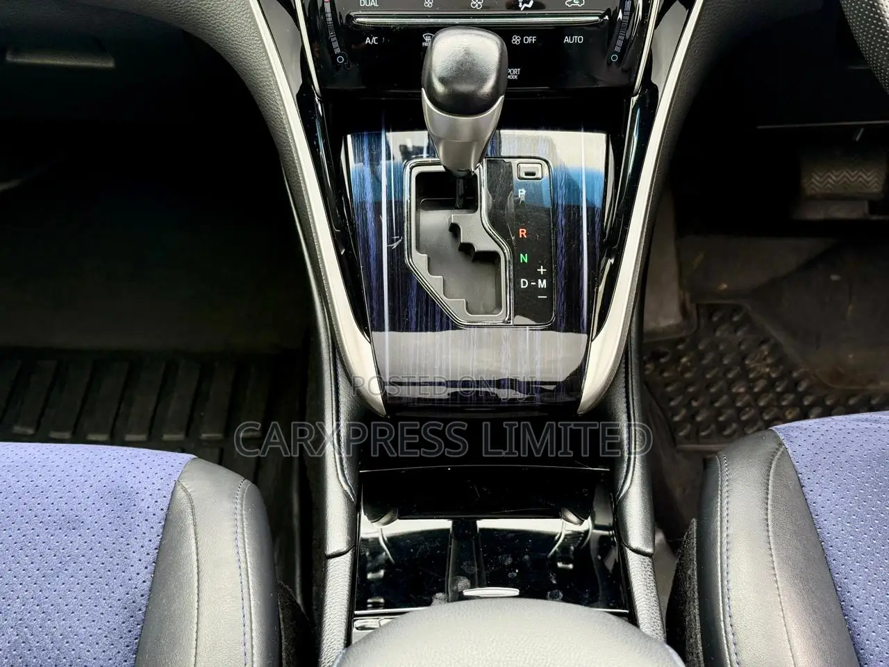 Toyota Harrier 2.0 Turbo 2019